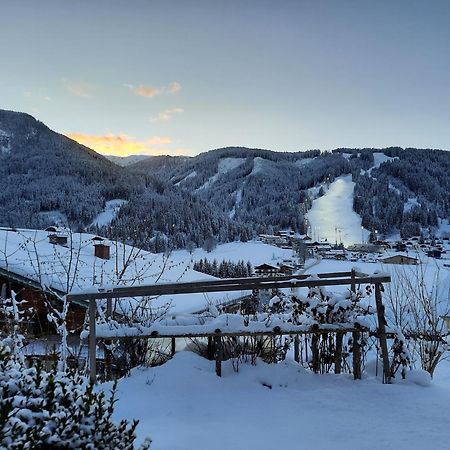 Haus Traninger Apartment Flachau Exterior foto