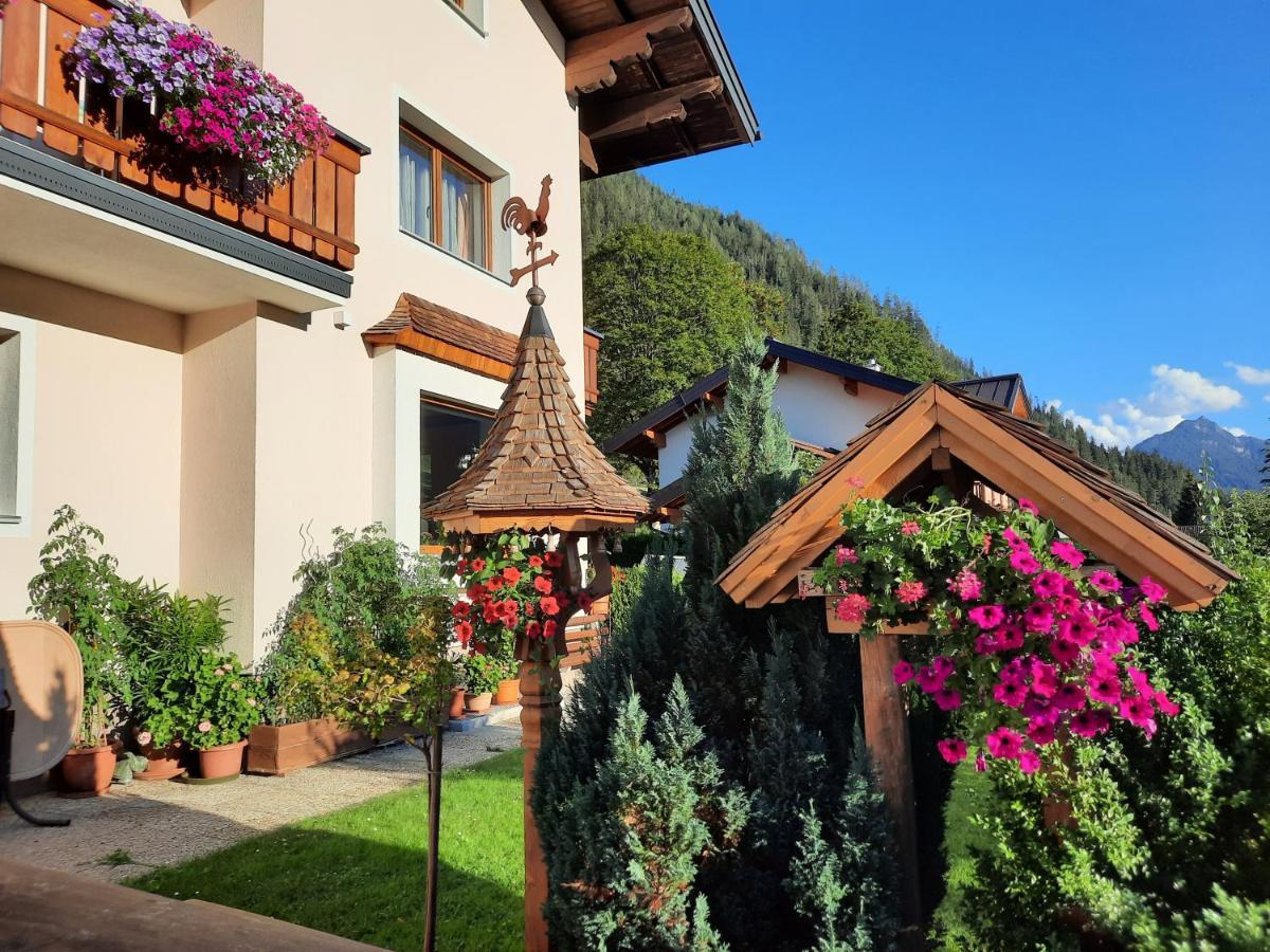 Haus Traninger Apartment Flachau Exterior foto